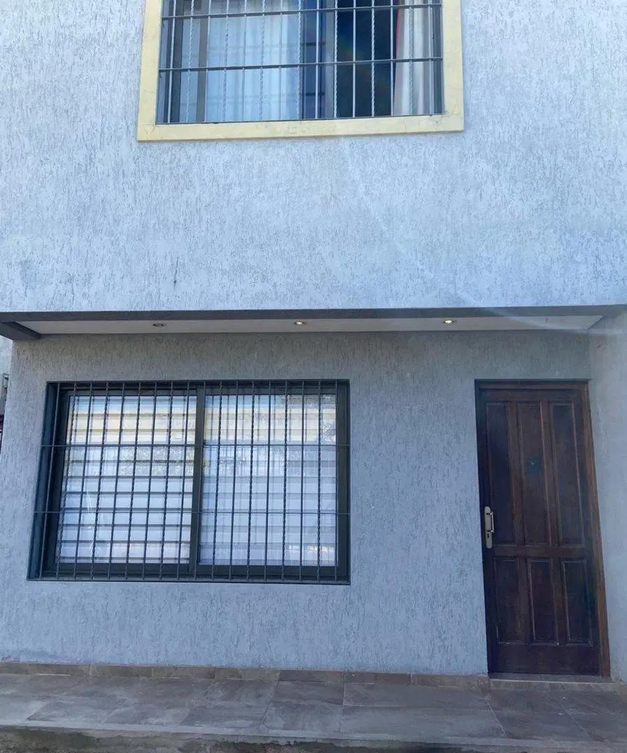 VENTA DE EXCELENTE DUPLEX BARRIO VIEJO TONEL 2 3