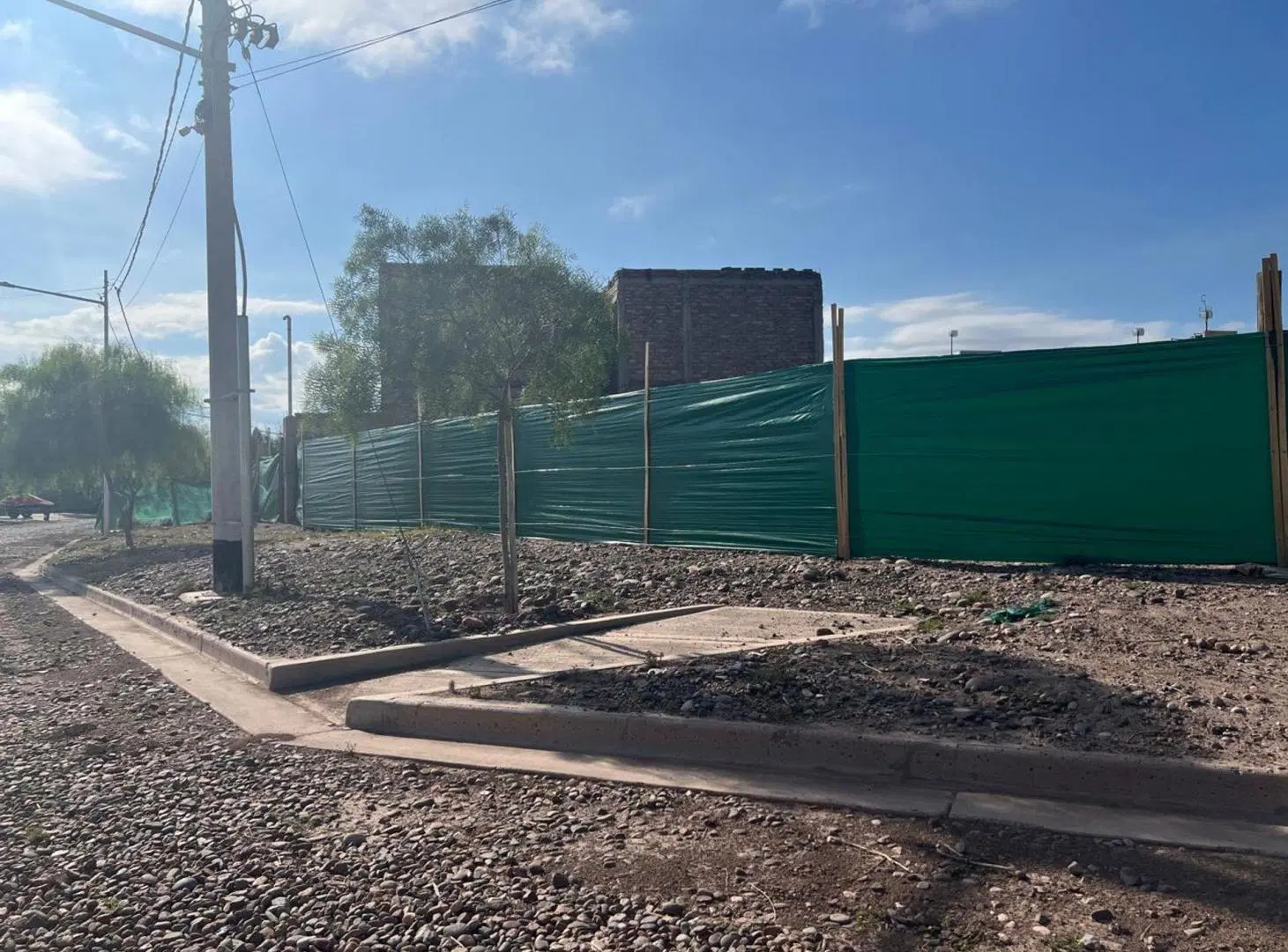 VENTA EN POZO AMPLIA CASA  , VISTA OLIVA MAIPU . 5