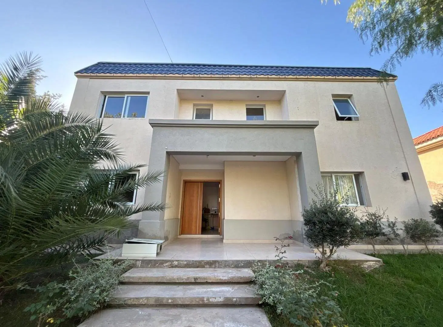 Casa en Alquiler en Barrio Dalvian .5 Habitaciones 2