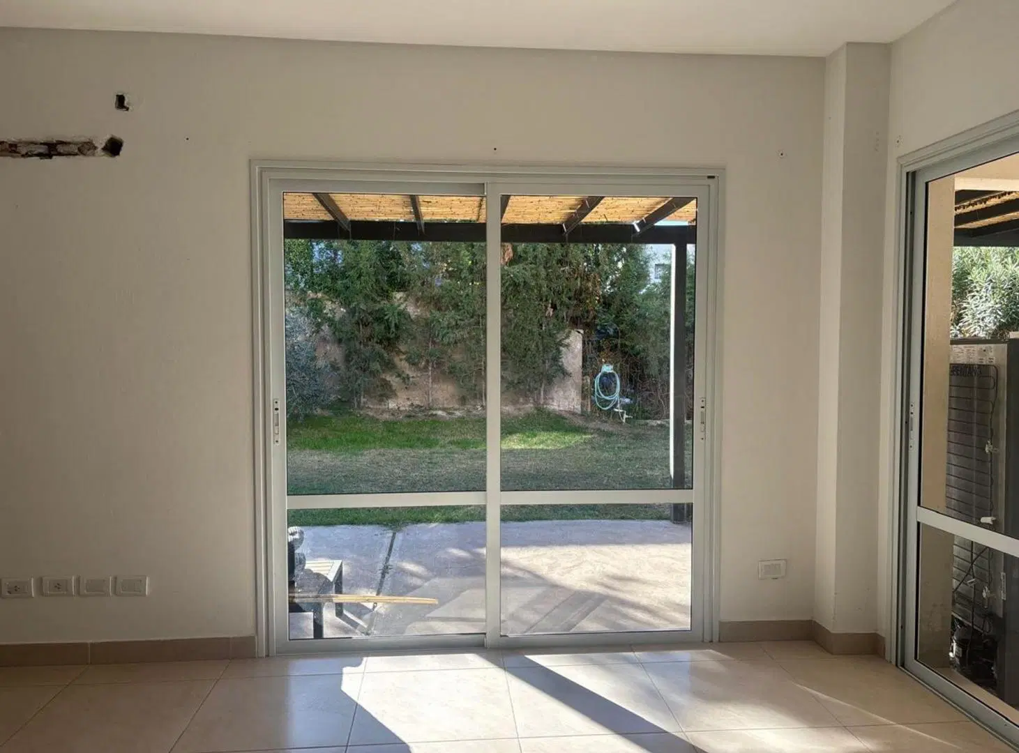 Casa en Alquiler en Barrio Dalvian .5 Habitaciones 3