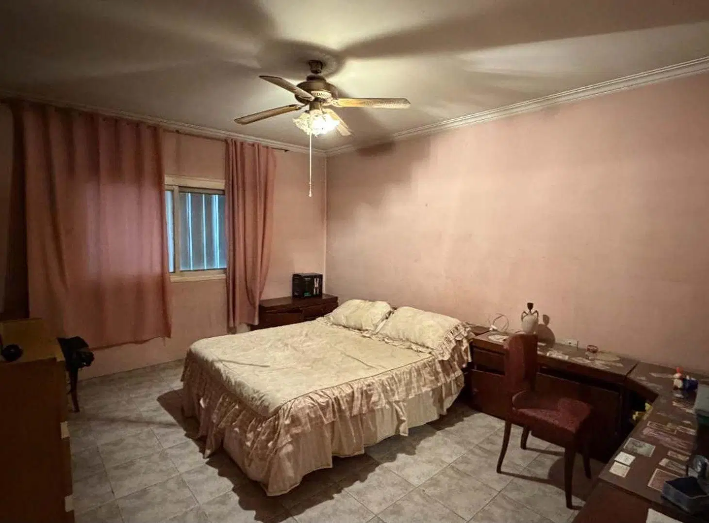 CASA EN VENTA EXCELENTE UBICACION,BARRIO SANTA ANA 5