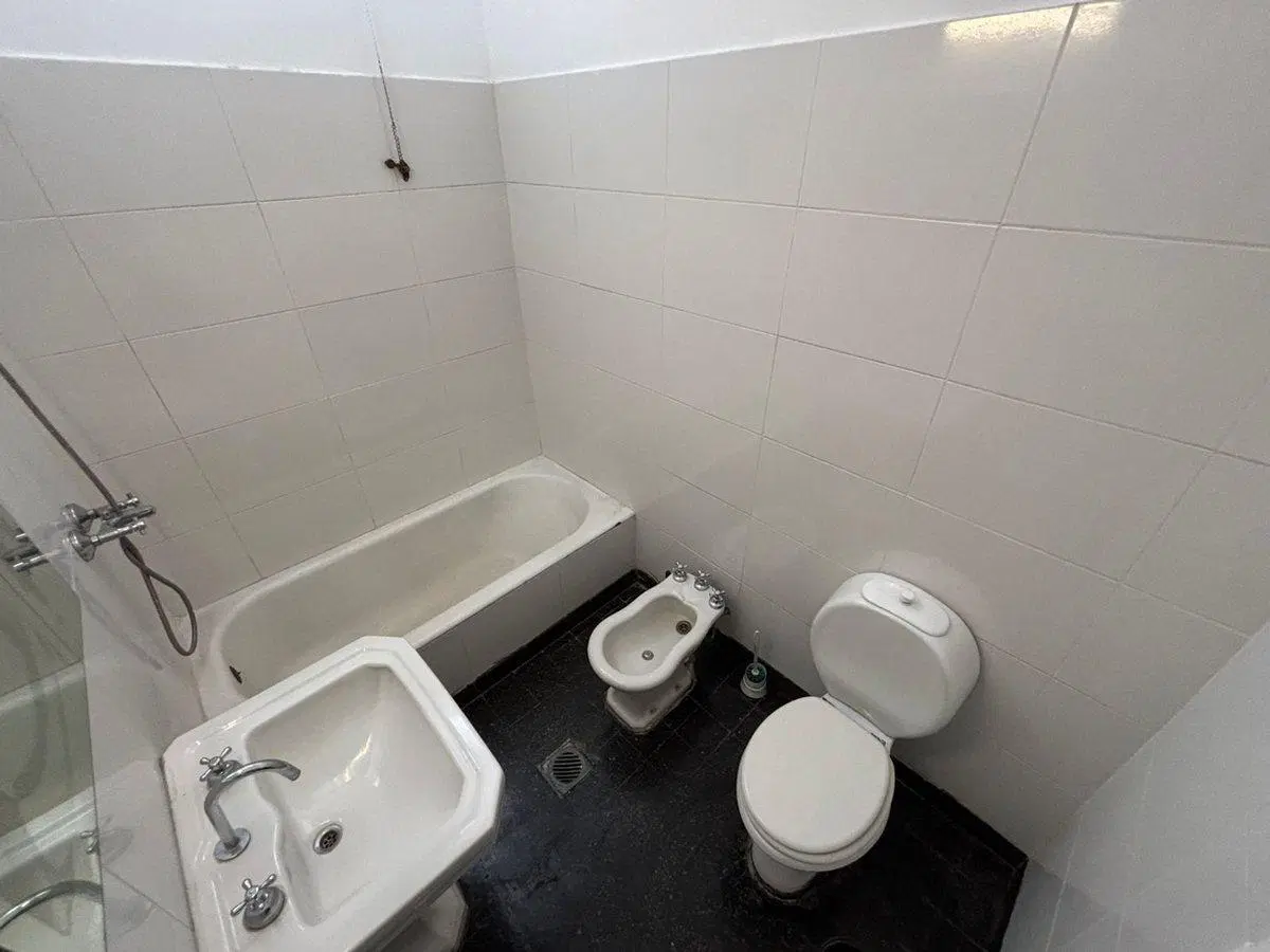VENTA HERMOSA CASA CON TERRENO DE 600M2, MAIPÚ 4