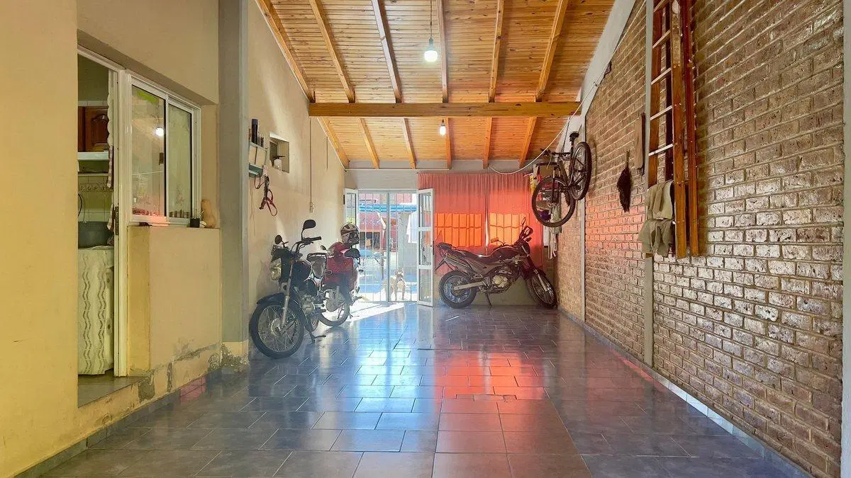 VENTA CASA + DPTO , BARRIO LOS AROMOS CARRODILLA 4