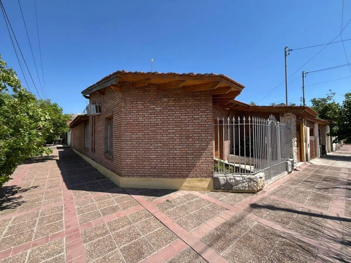 Hermosa casa esquina en venta – Cc. Vigil, Maipu. 8