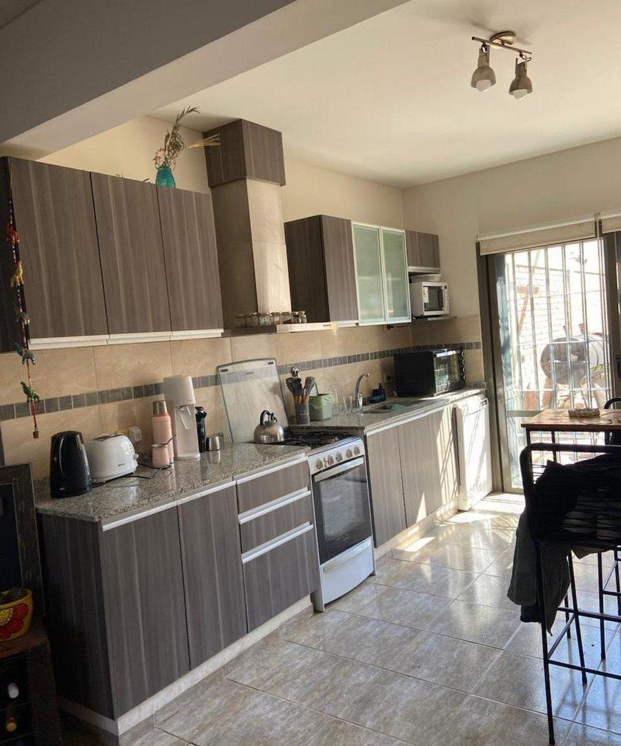 Foto de VENTA DE EXCELENTE DUPLEX BARRIO VIEJO TONEL 2, imagen 4