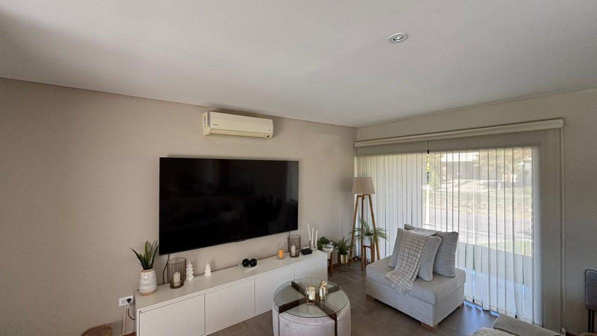 Foto de GRAN CASA DE CATEGORÍA EN VENTA Bº LICEO ETAPA 2/3, imagen 4