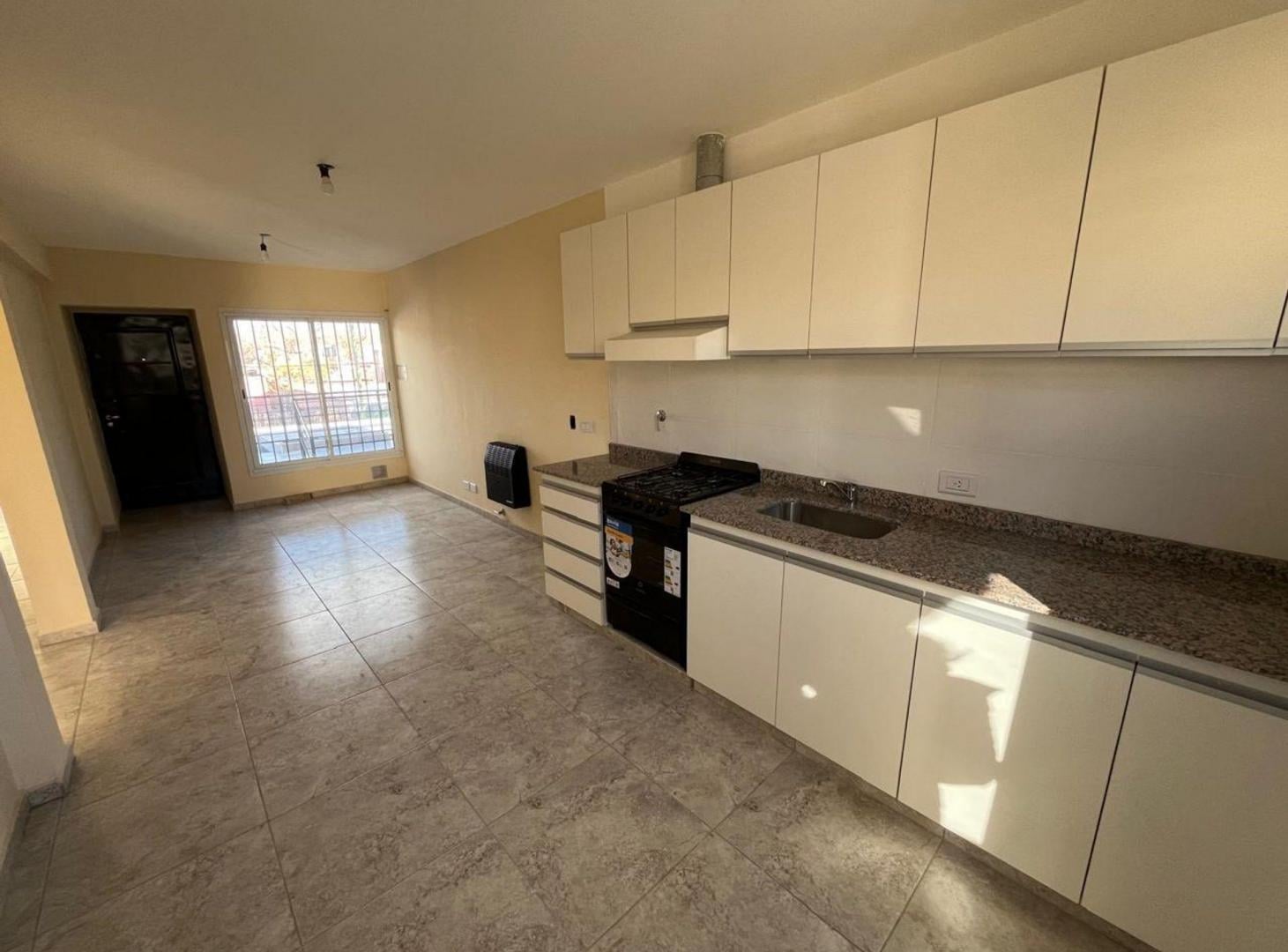 Foto de Departamento a estrenar se alquila en Carrodilla, imagen 1