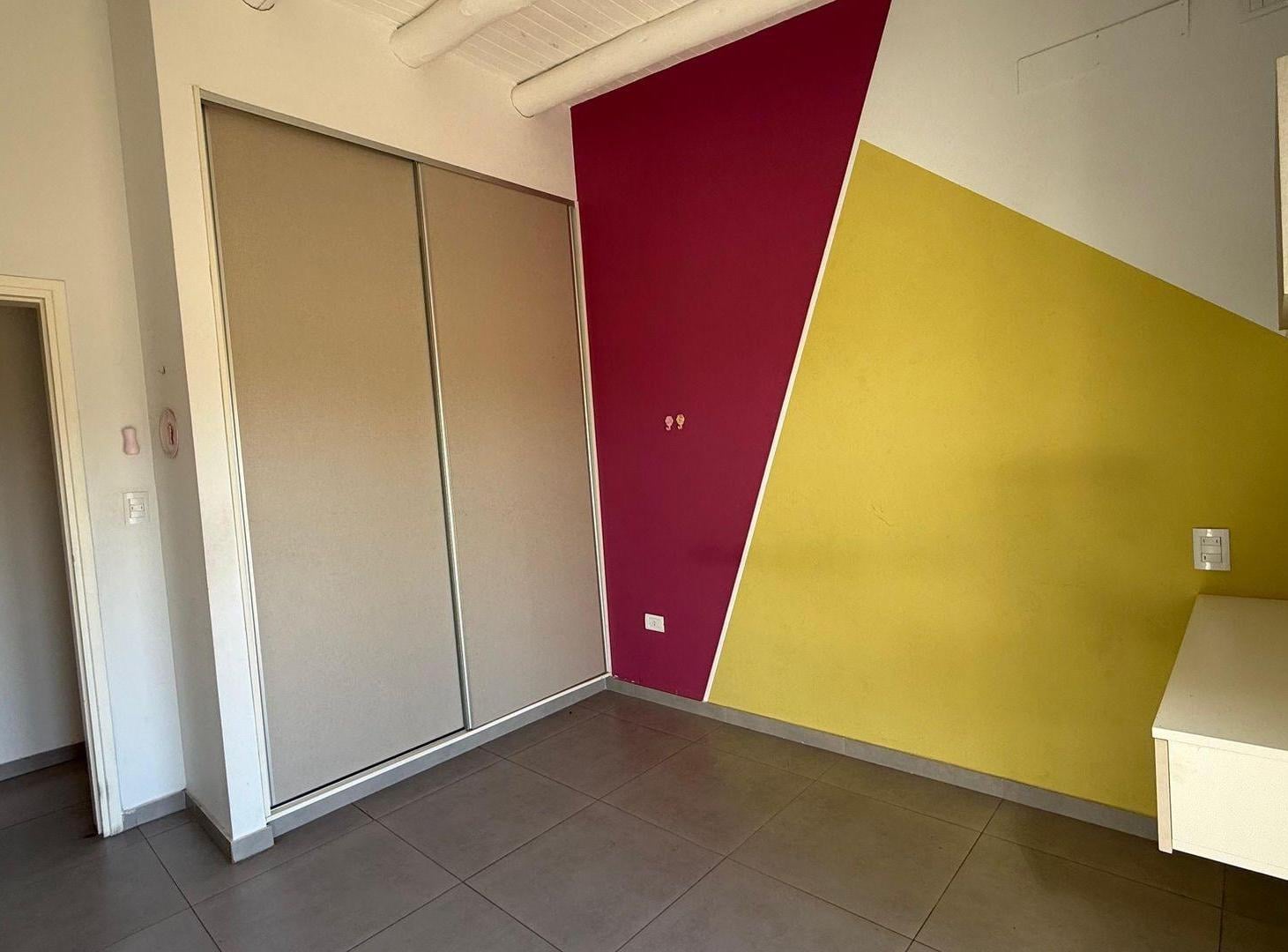Foto de CASA A LA VENTA EN BARRIO ECO DE OLIVARES, MAIPÚ, imagen 5