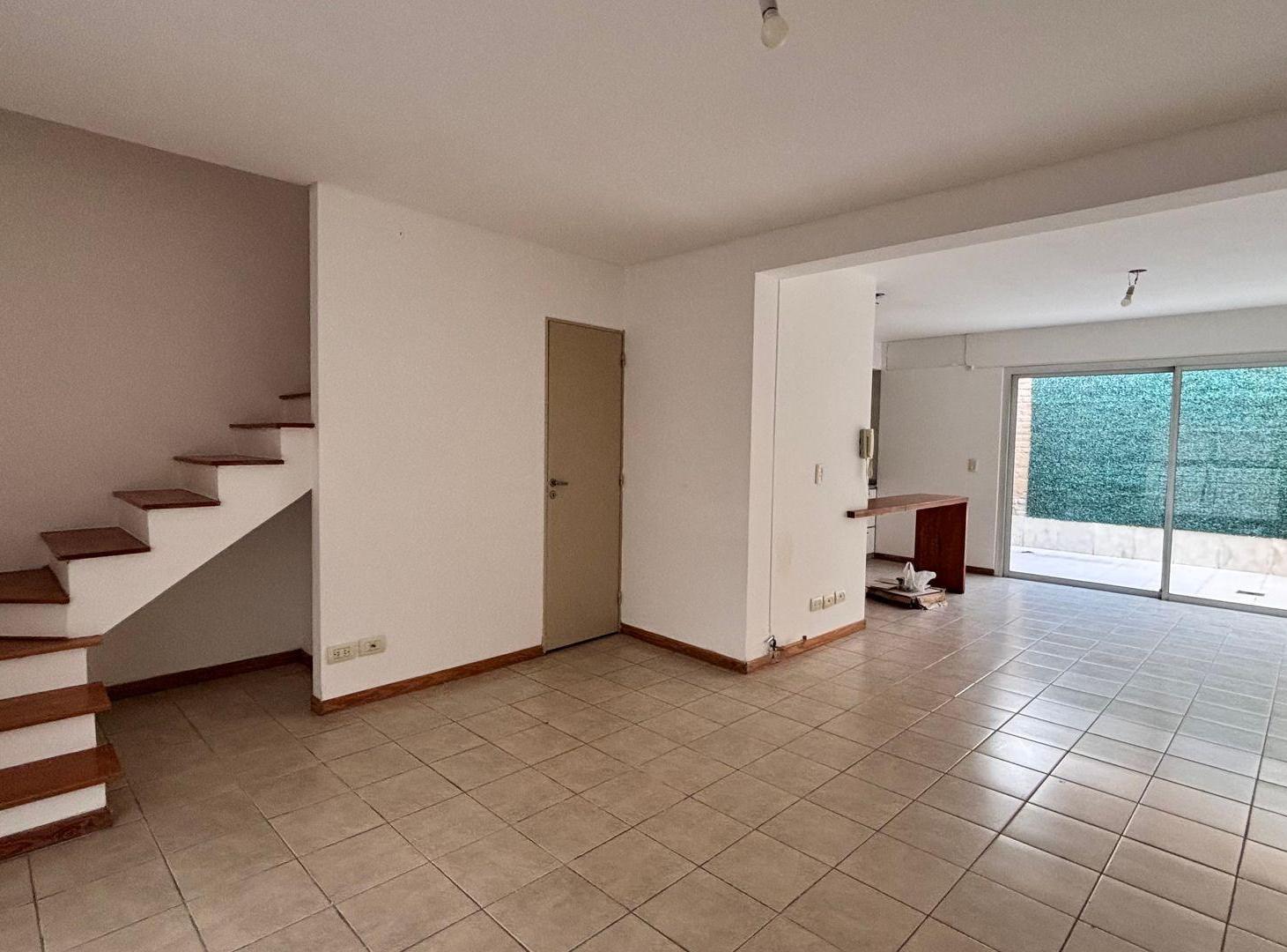 Foto de VENTA DUPLEX Bº SEMIPRIVADO SOLARES DE URQUIZA, imagen 3