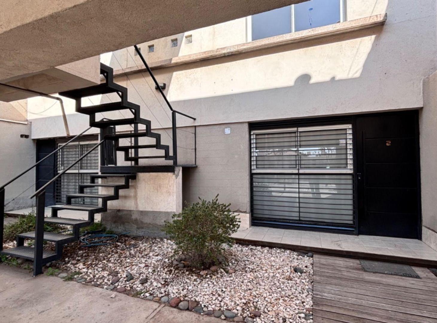 Foto de VENTA DUPLEX Bº SEMIPRIVADO SOLARES DE URQUIZA, imagen 1