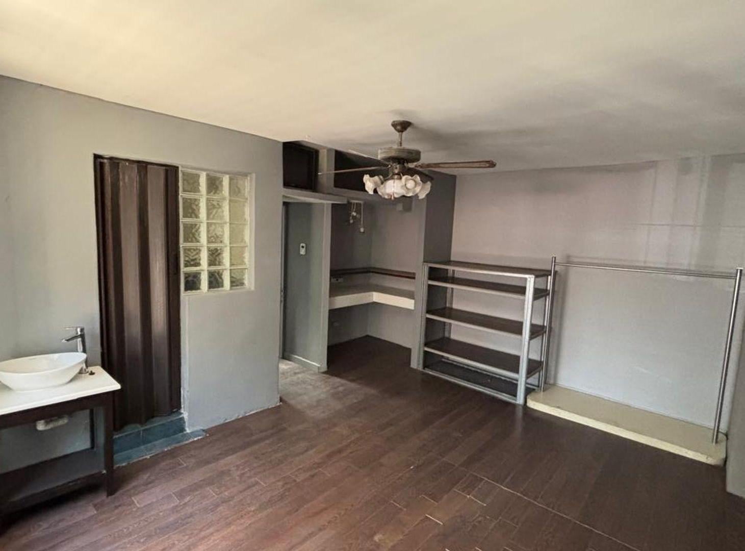 Foto de VENTA CASA INTERNA (3 HABS) FRENTE PARQUE OHIGGINS, imagen 4