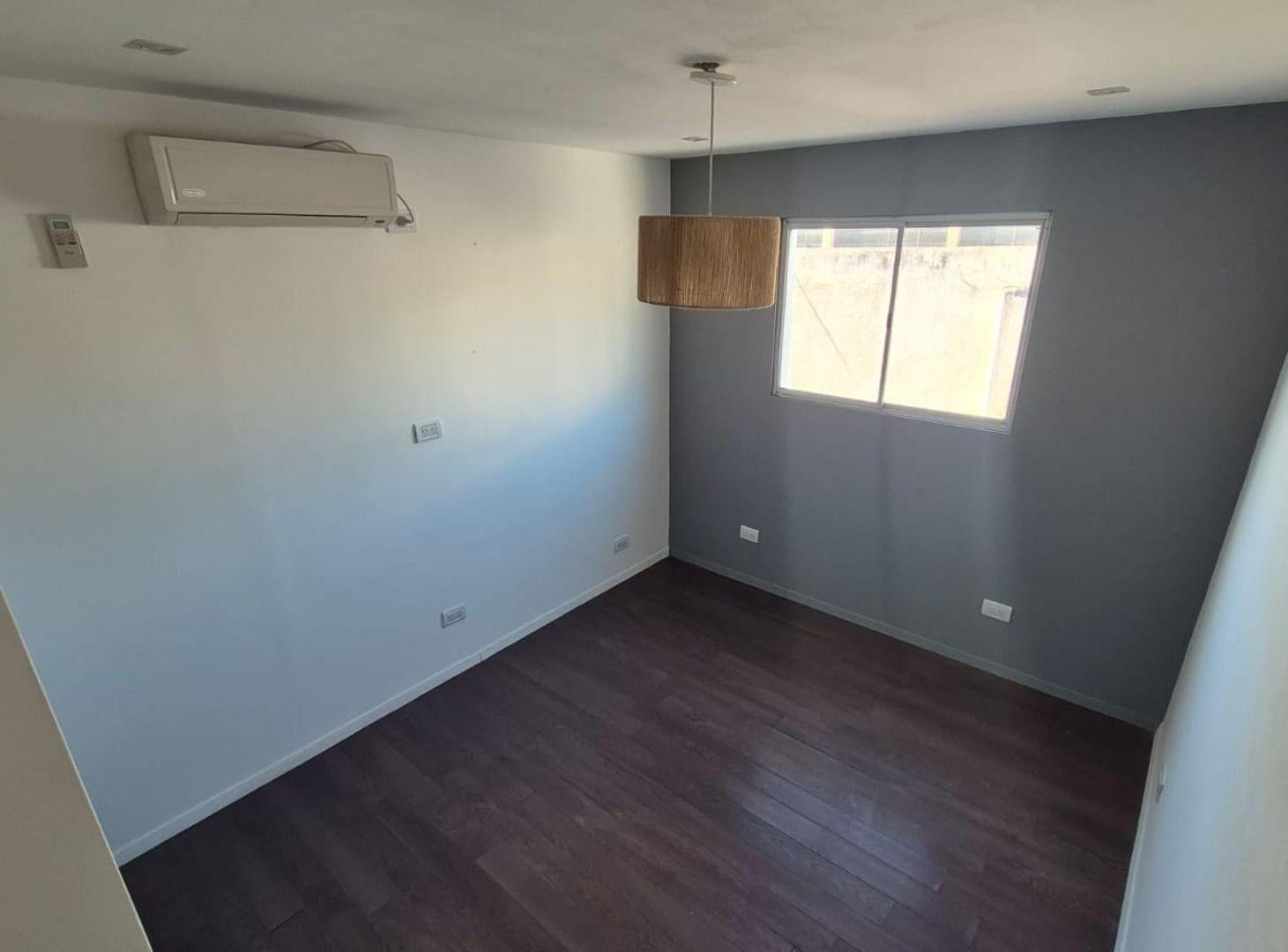 Foto de VENTA CASA INTERNA (3 HABS) FRENTE PARQUE OHIGGINS, imagen 3
