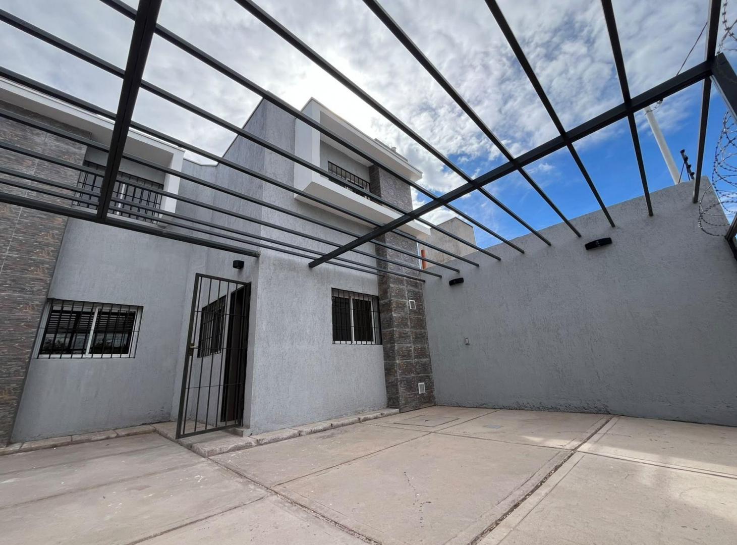 Foto de DUPLEX PREMIUM CON PATIO Y COCHERA, imagen 1