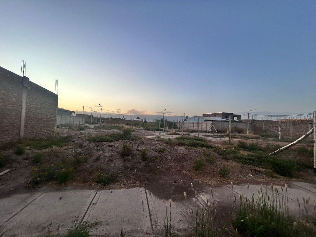 Foto de venta terreno barrio "los juegos", imagen 1