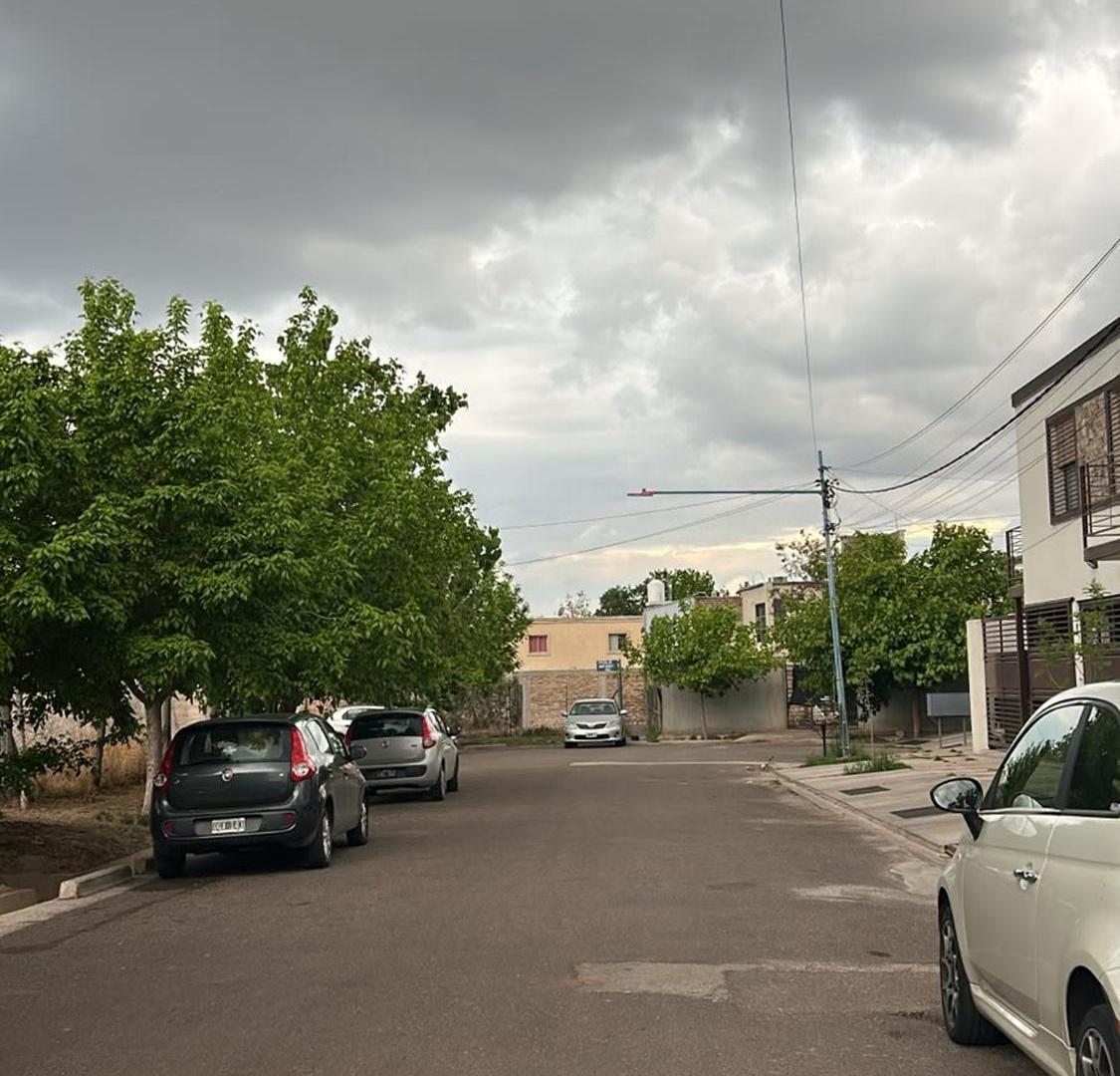 Foto de TERRENO EN VENTA EN BARRIO CERRADO, GODOY CRUZ., imagen 2