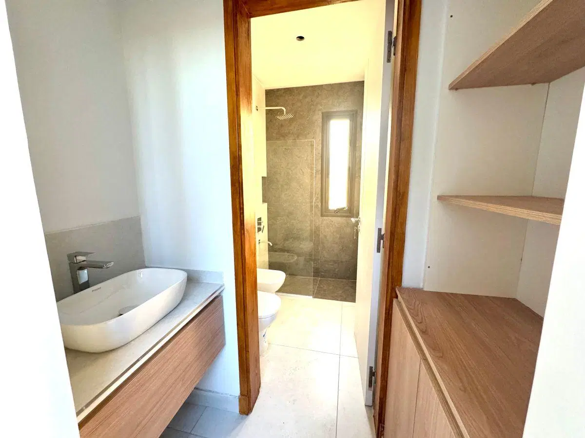 Vendo casa a estrenar en Gardens 8