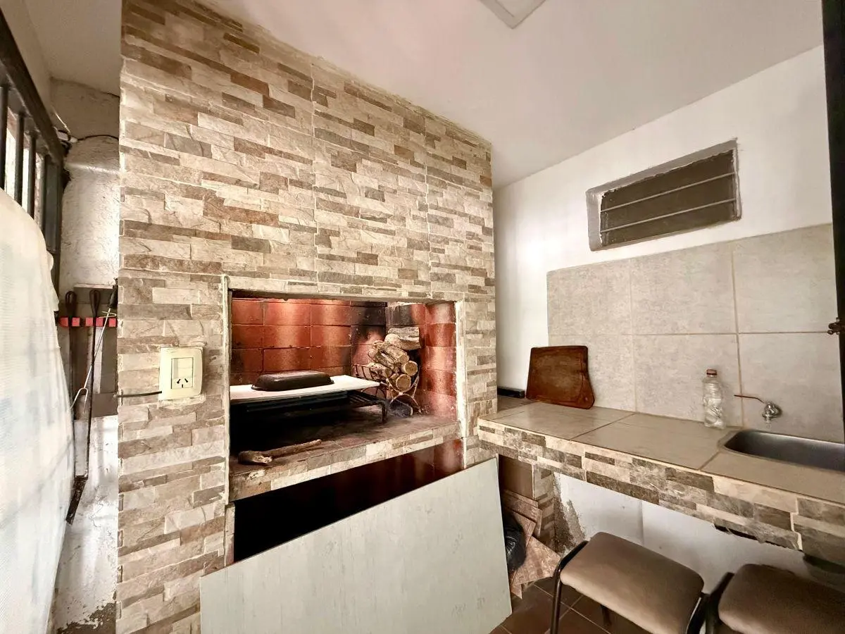 VENTA CASA EN B° SUAREZ GODOY CRUZ 2