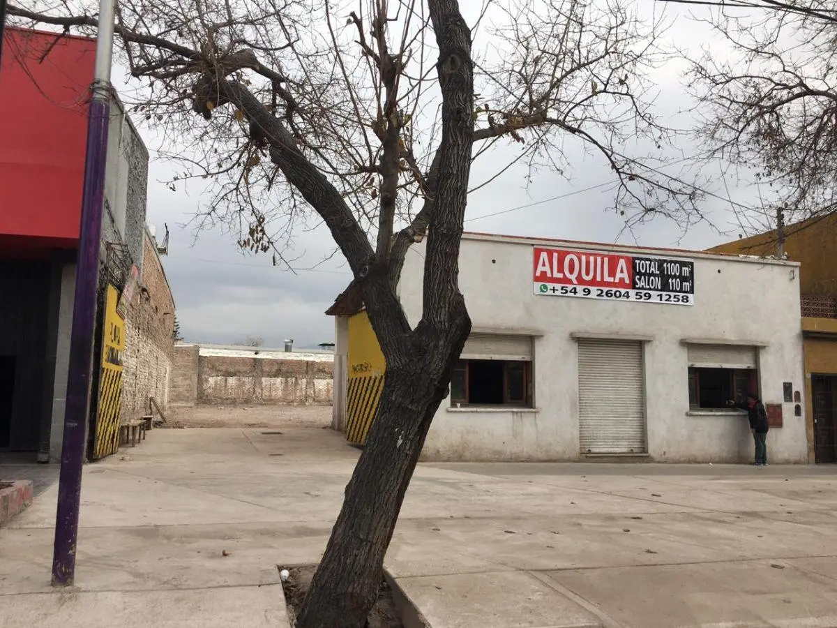 ALQUILER PLAYA CON LOCAL COMERCIAL – SAN JOSÉ 2