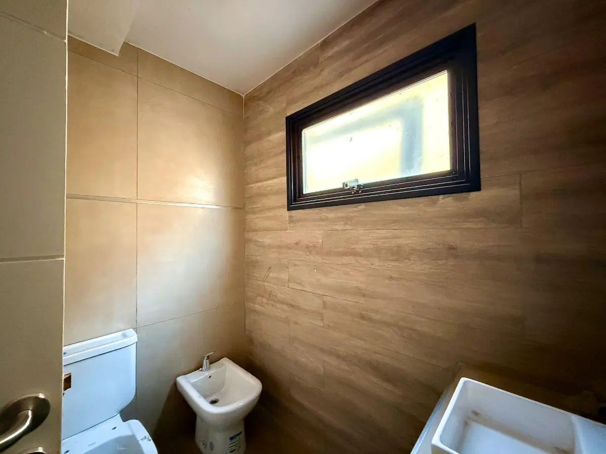 Casa moderna de 4 dormitorios + Estudio - El Portillo de Paso Maipú 8