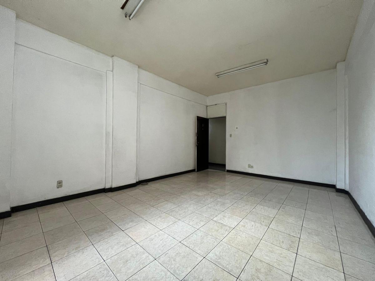 Foto de OFICINA EN VENTA CALLE COLON - MENDOZA, imagen 4