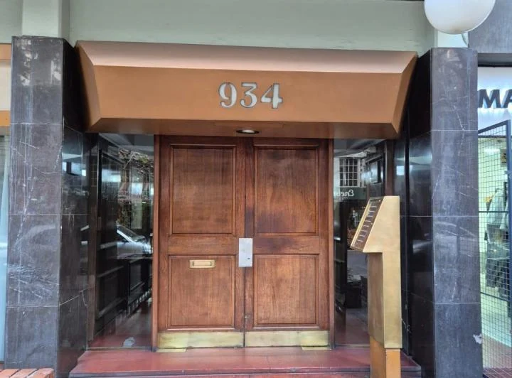 ALQUILO DEPARTAMENTO CENTRICO 2 DORMITORIOS SOBRE AVENIDA ESPAÑA 1ER PISO 1