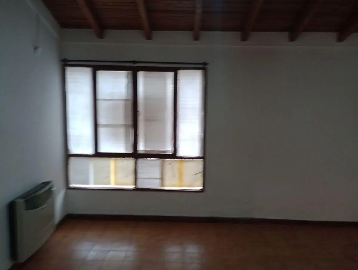 MELIS PROPIEDADES ALQUILA CASA 3 DORMITORIOS BARRIO 21 DE JULIO 5