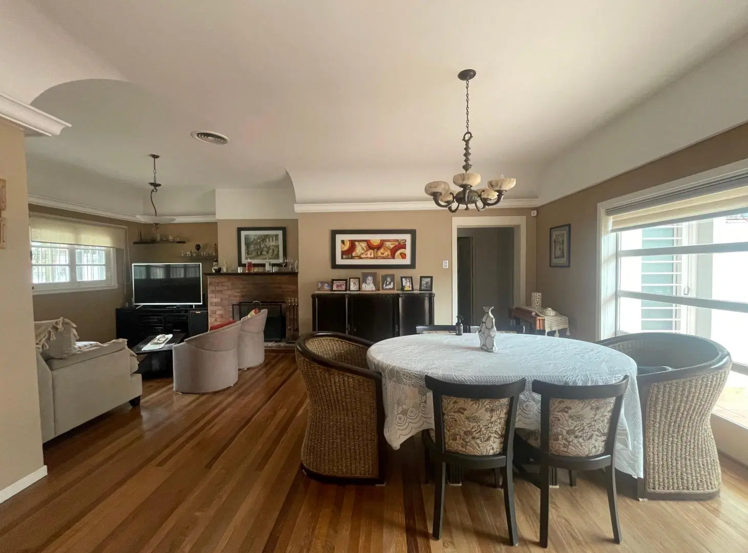 Casa 5 ambientes con Parque y Pileta - Ranelagh 8