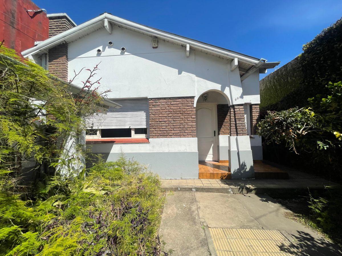 Foto de Venta 2 casas en lote propio - Quilmes, imagen 3