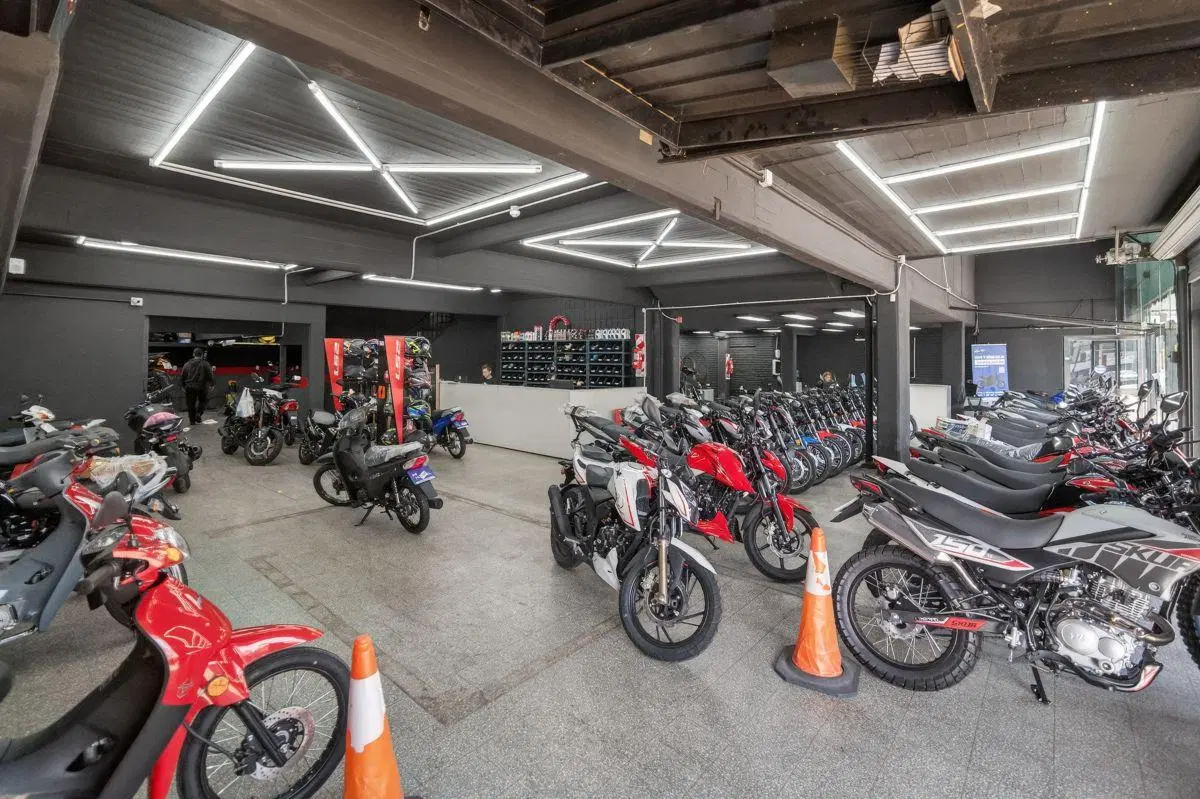 Venta Edificio en block con local Comercial en San Martín 4