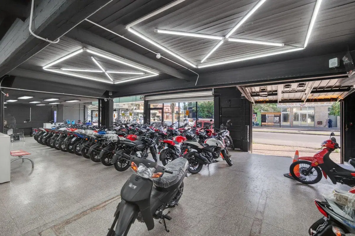 Venta Edificio en block con local Comercial en San Martín 3