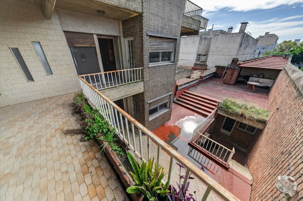 Venta Edificio en block con local Comercial en San Martín 5