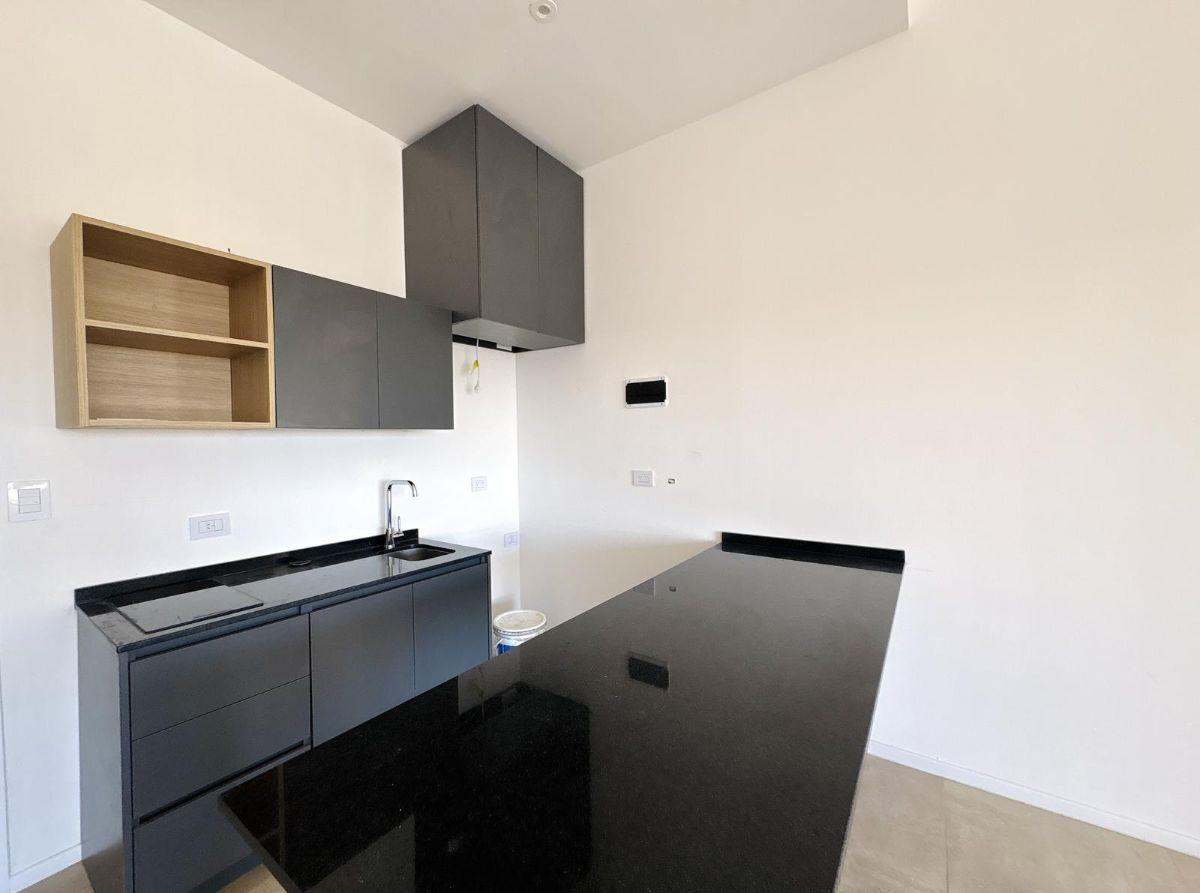 Foto de VENTA DEPARTAMENTO DOS AMBIENTES CON COCHERA Y VISTA ABIERTA EN TIGRE, imagen 5