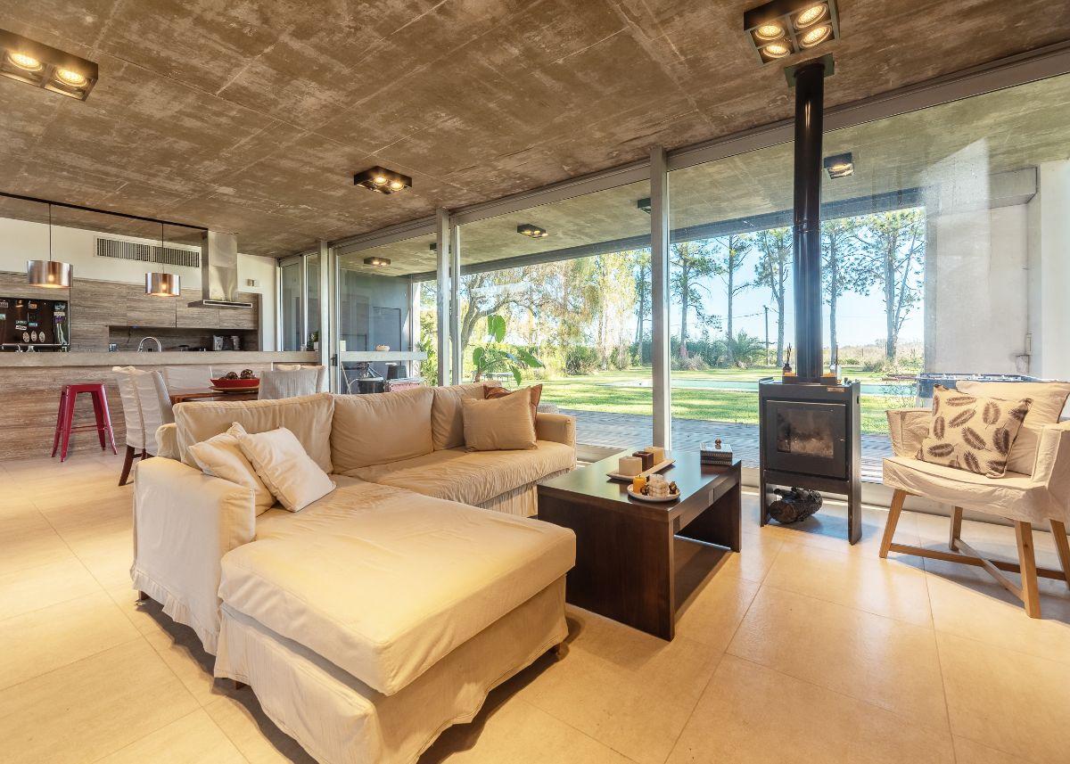 Foto de CASA EN VENTA PARQUE EXALTACION, imagen 3