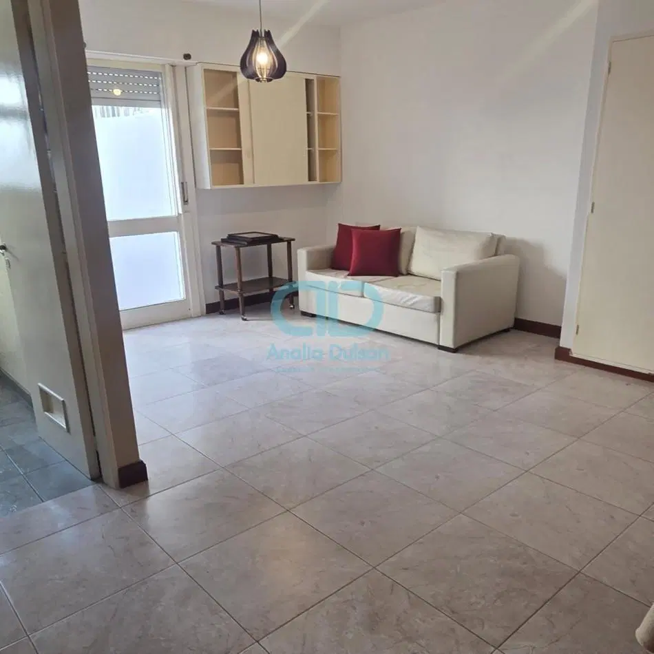 ALQUILER 24 MESES 1 AMBIENTE CON PATIO 1