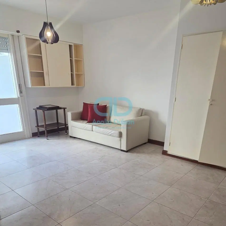 ALQUILER 24 MESES 1 AMBIENTE CON PATIO 2