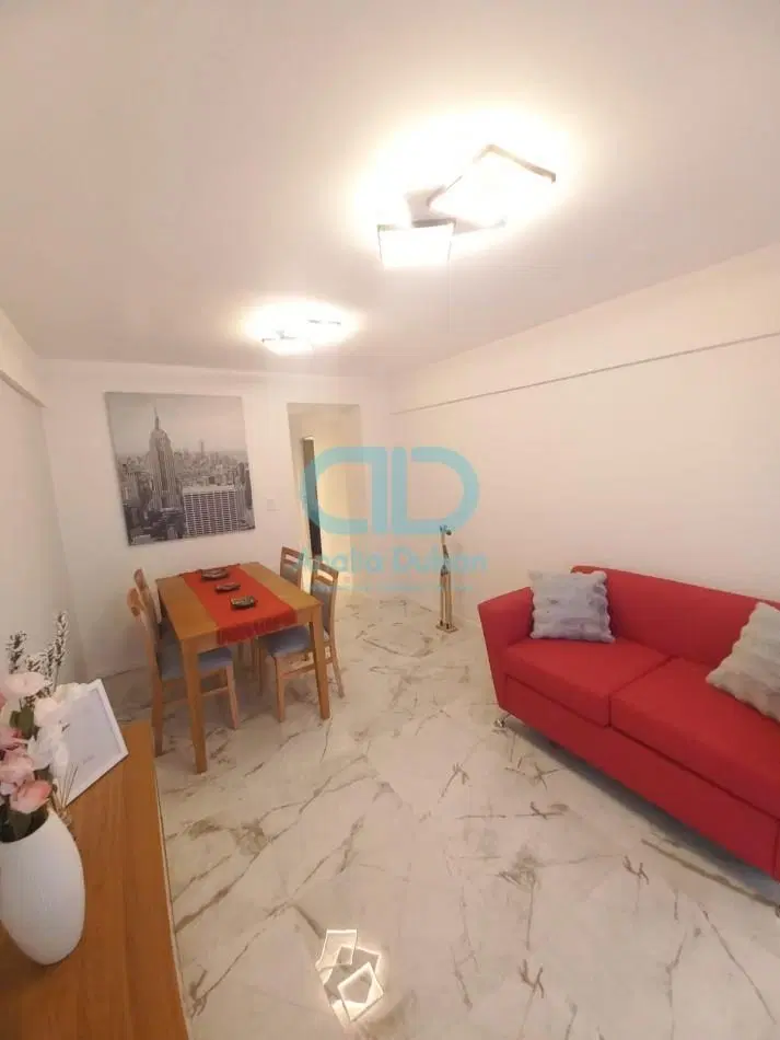VENTA 3 AMBIENTES A LA CALLE CON BALCON SALIENTE 5