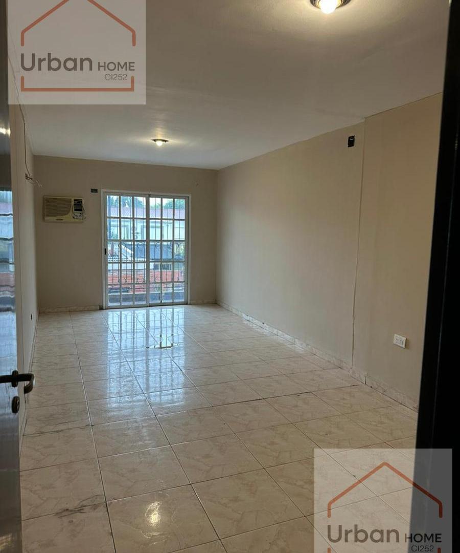 Foto de Casa en Av. Peron, imagen 1