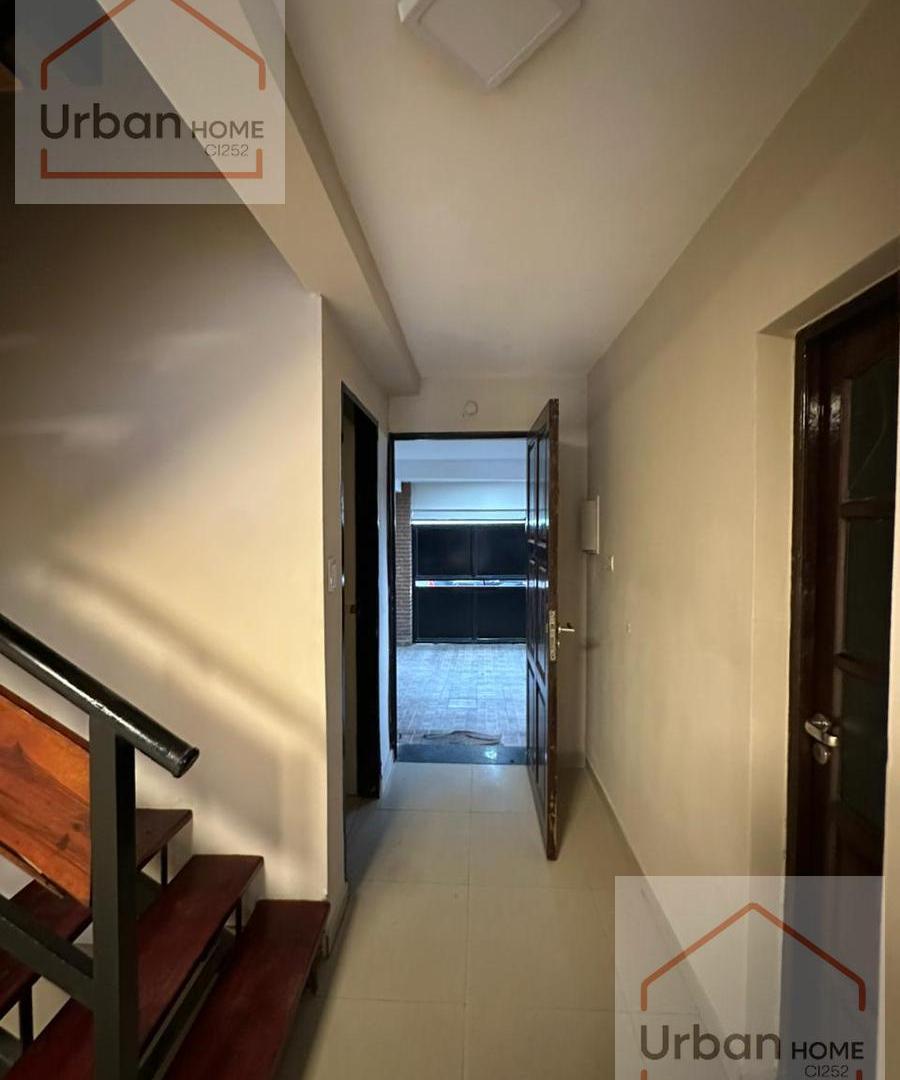 Foto de Casa en Av. Peron, imagen 3