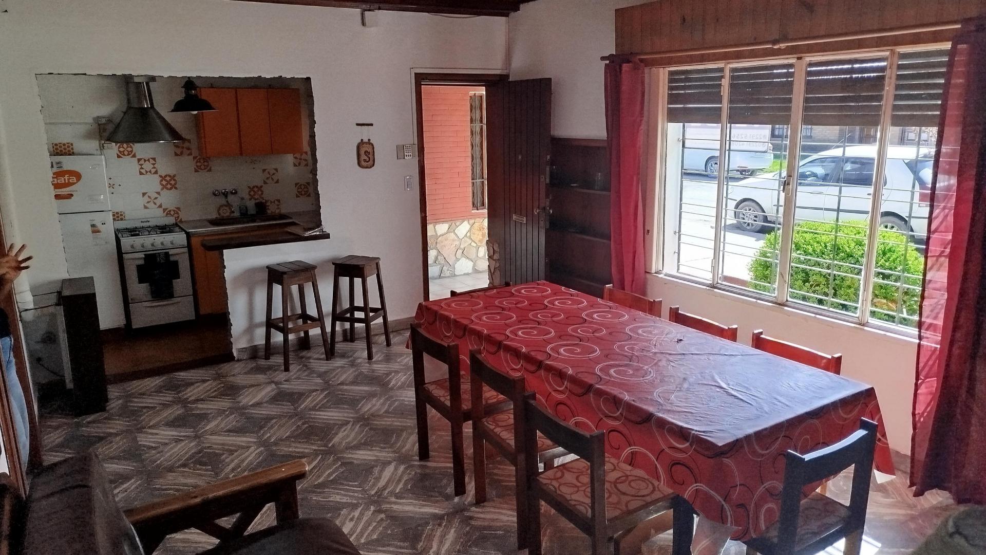 Foto de CHALET 3 AMB IMPECABLE ESTADO a mts de Av. 26, excelente zona, imagen 3