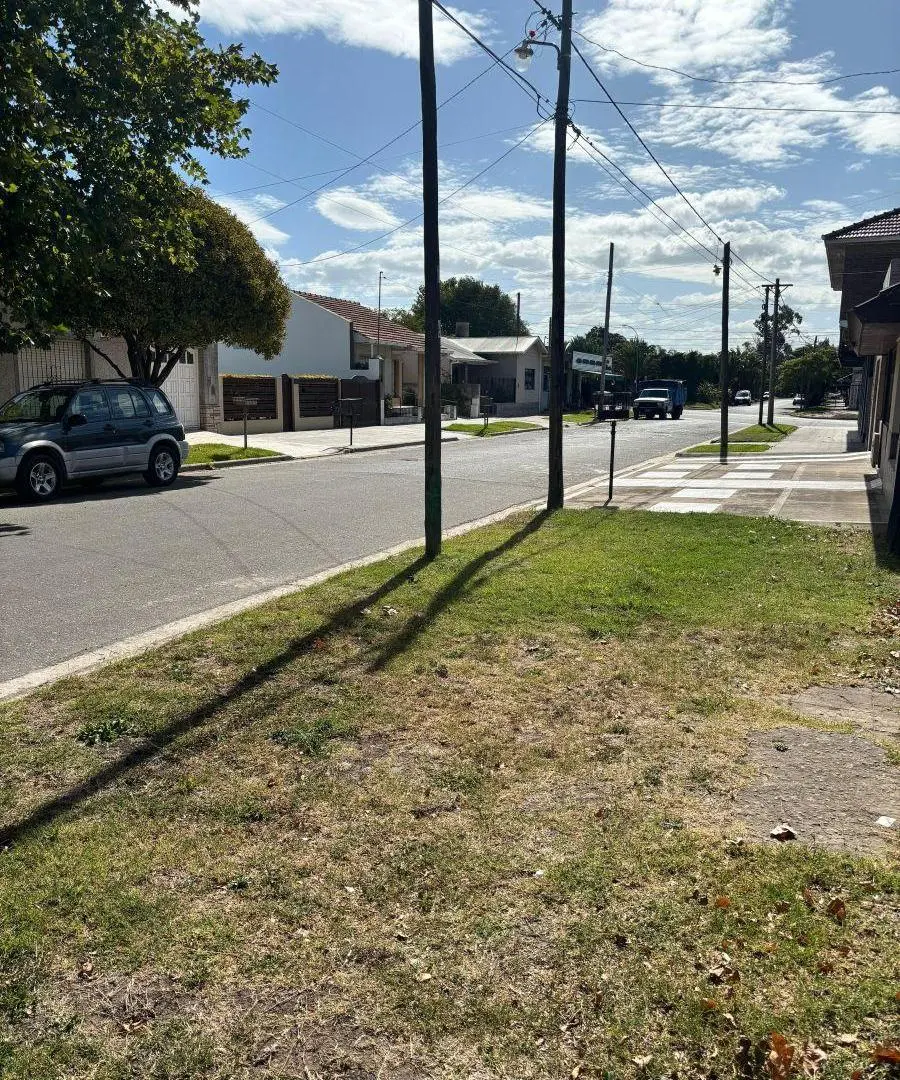 TERRENO ZONA RESIDENCIAL TODOS LOS SERVICIOS Y ASFALTO, 12M DE FRENTE 5