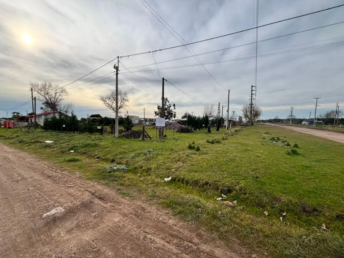 PARQUEMAR Av. 7 de Abril y Los nogales. 3