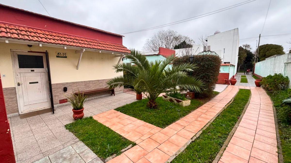 Foto de Propiedad estilo posada, ideal para vivir, compartir o generar renta., imagen 1