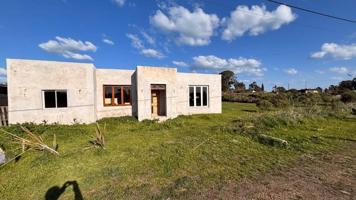 Foto de CASA A TERMINAR C/ GRAN PARQUE DE 869m² Zona Parquemar, imagen 1