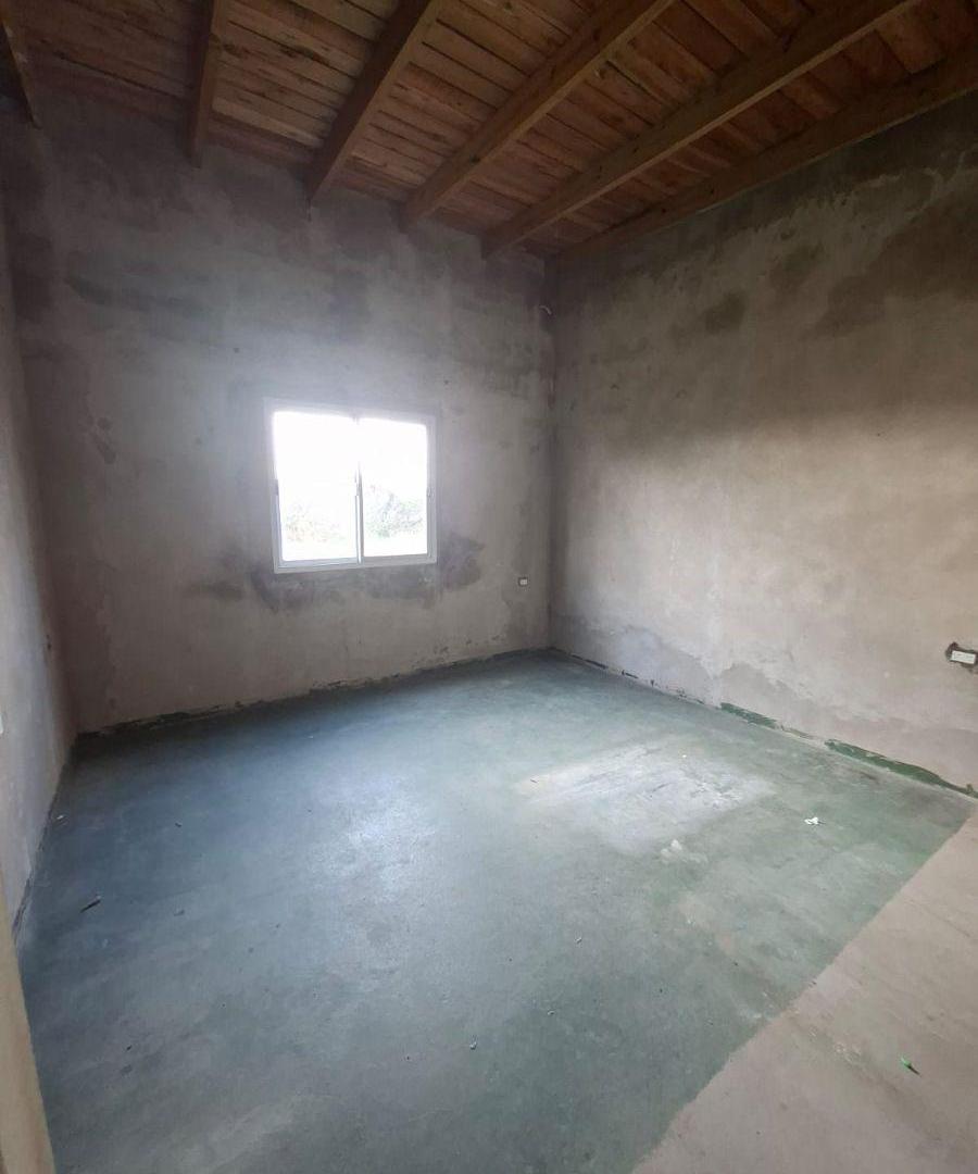 Foto de CASA A TERMINAR C/ GRAN PARQUE DE 869m² Zona Parquemar, imagen 5