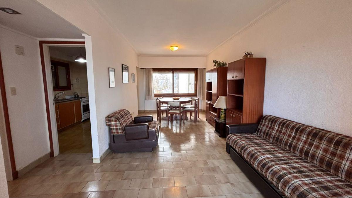 Foto de Departamento 2 AMB de generosas dimensiones con gran balcón terraza y, imagen 2