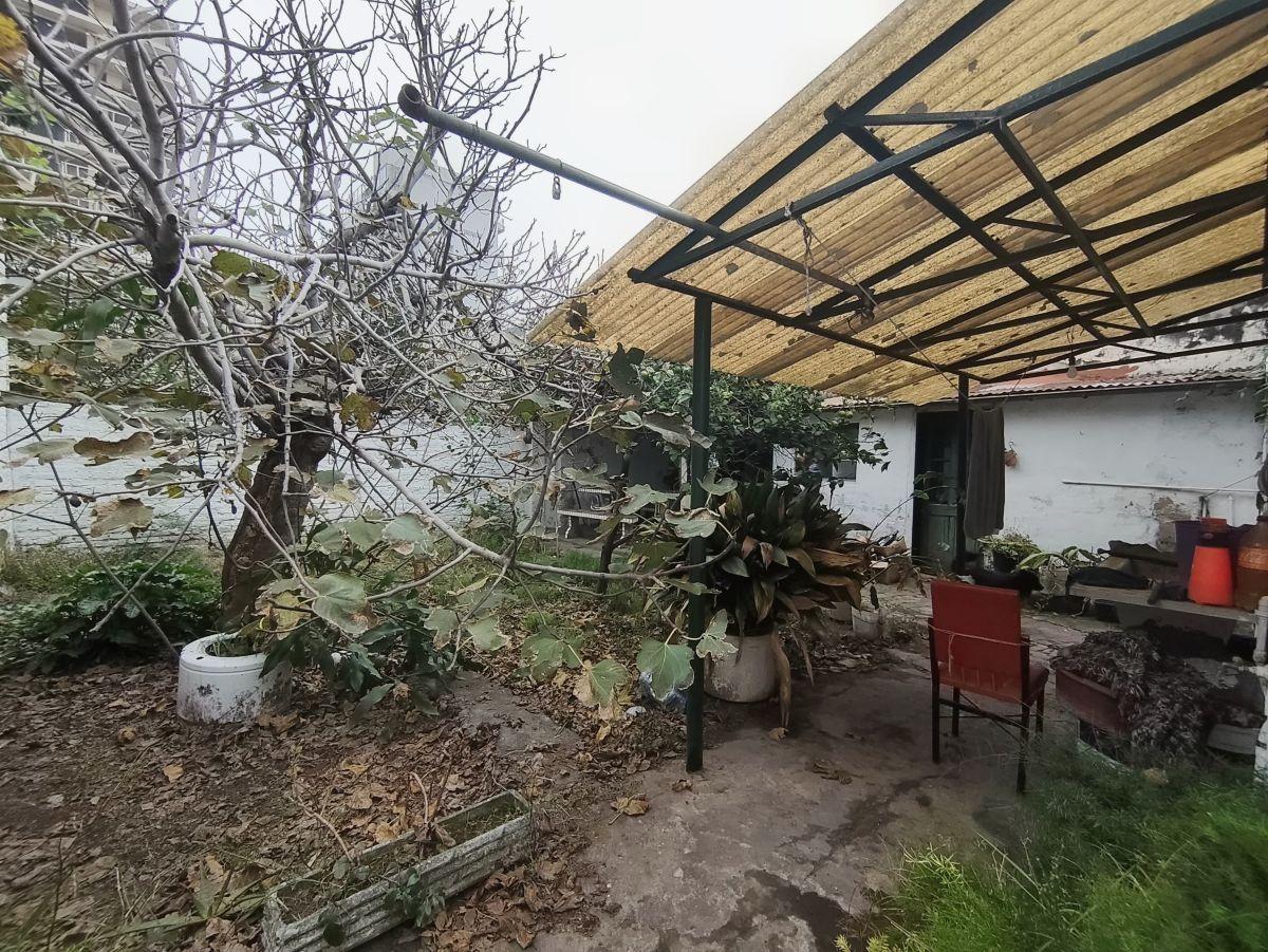 VENTA CASA 4 AMBIENTES A RECICLAR EN BERAZATEGUI CENTRO- IDEAL INVERSOR
