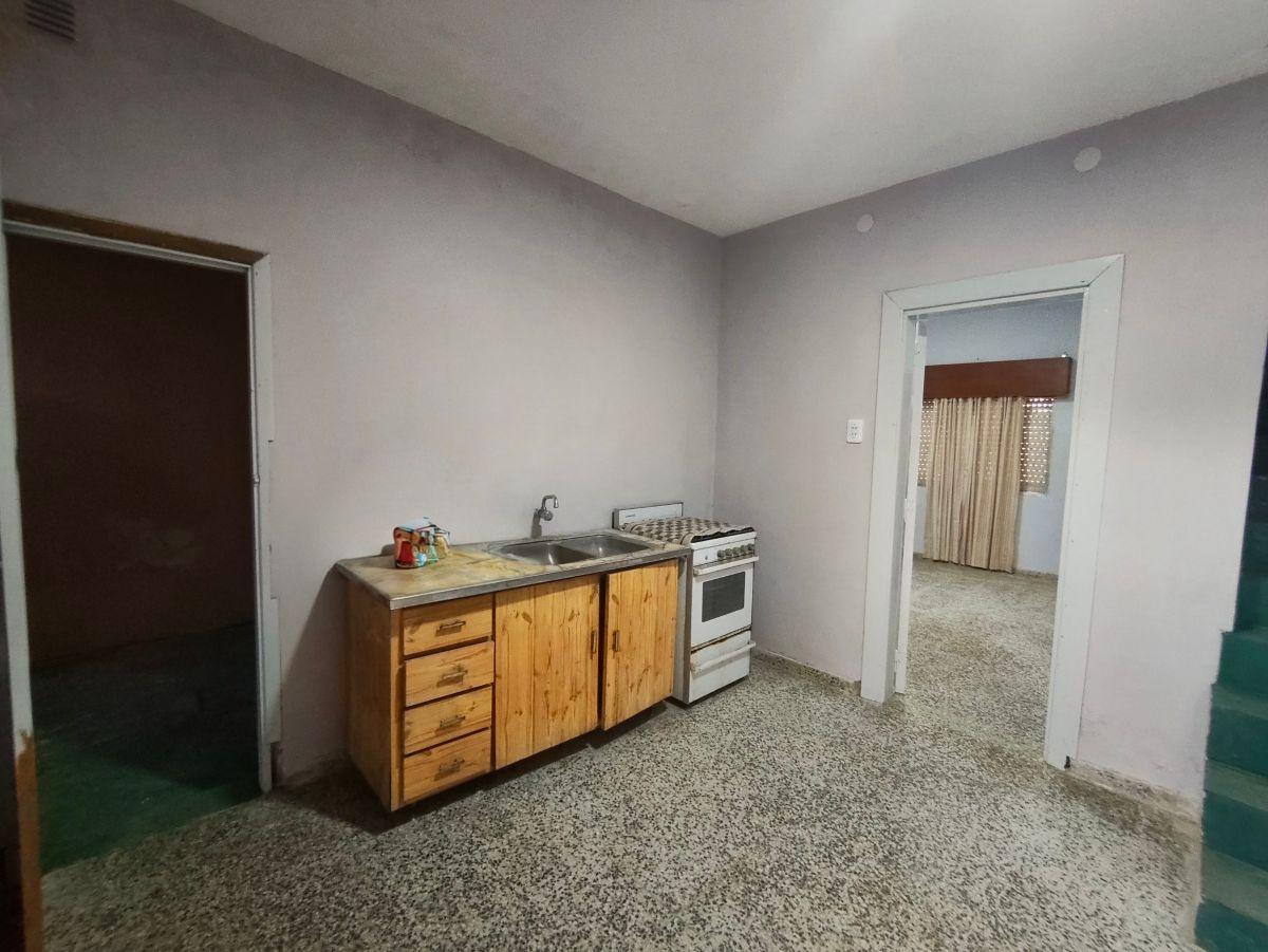 Foto de VENTA PH 2 AMBIENTES APTO CREDITO BERAZATEGUI, imagen 3
