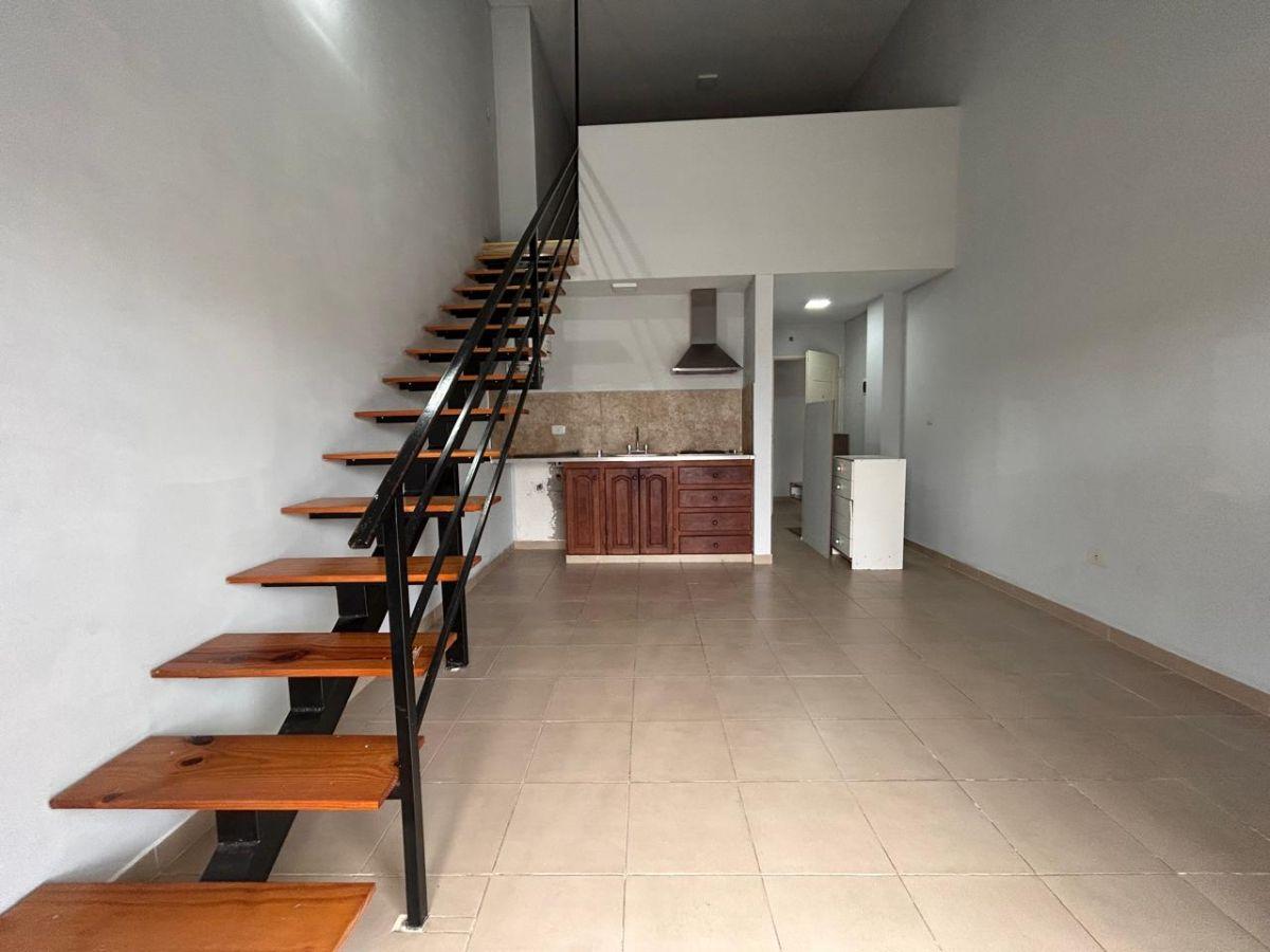 Foto de ALQUILER DEPARTAMENTO 2 AMBIENTES CON BALCON BERAZATEGUI, imagen 4