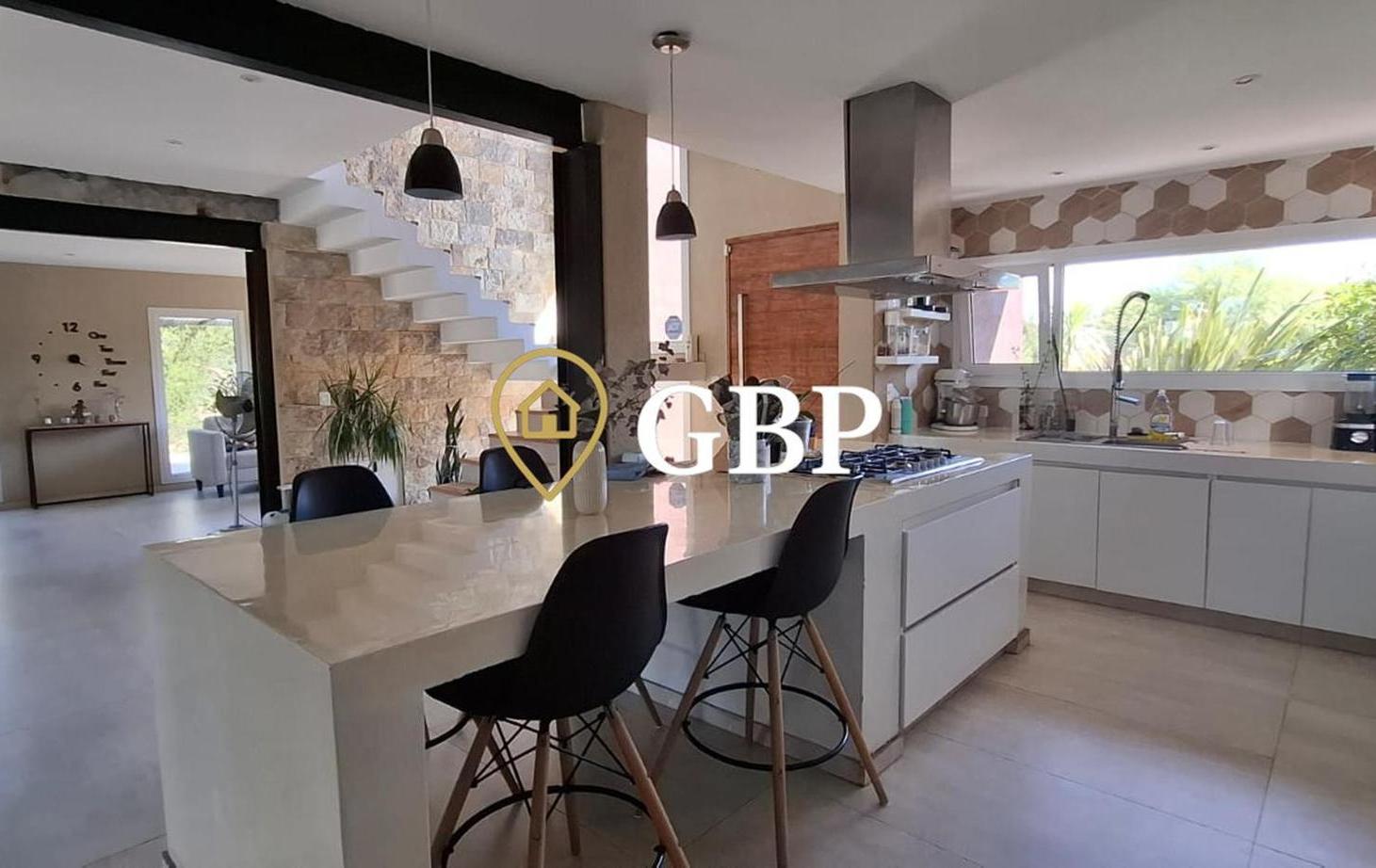 Foto de Casa en venta en Canning Barrio La Alameda, imagen 4