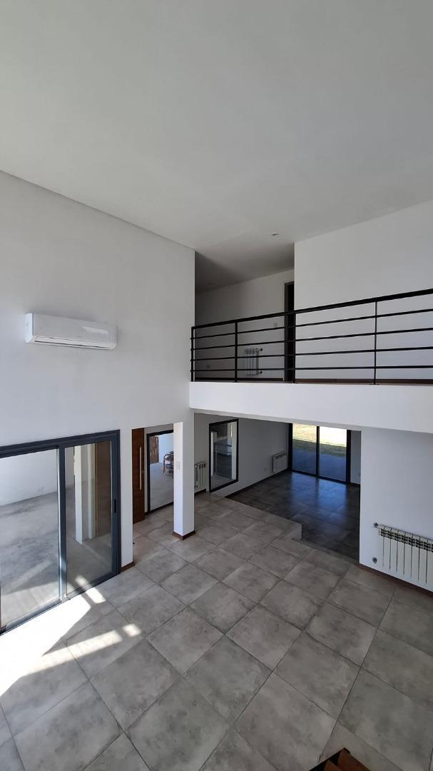 Foto de Casa en alquiler Anual Canning Barrio Los Talas, imagen 4